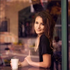 Meet your Posher, Lexie